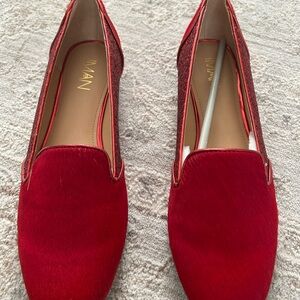 NIB Iman Red Flats Sz 11M Sparkling Glitter Side Accents Gold Emblem Elegant